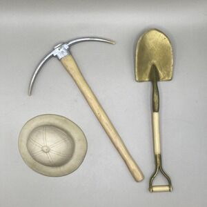 Vintage GI JOE Shovel Pick Pith Helmet Original 1970s
